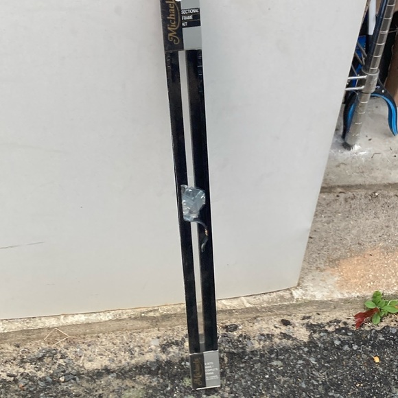 Frame Kit Sectional Frame Kit Black 25 inches  NIB - Picture 2 of 5